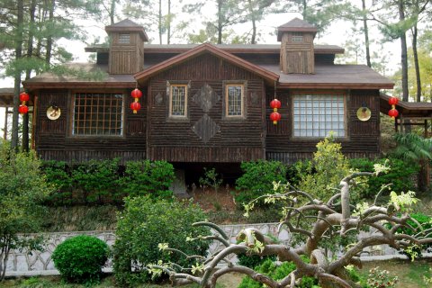 宁国恩龙世界木屋村