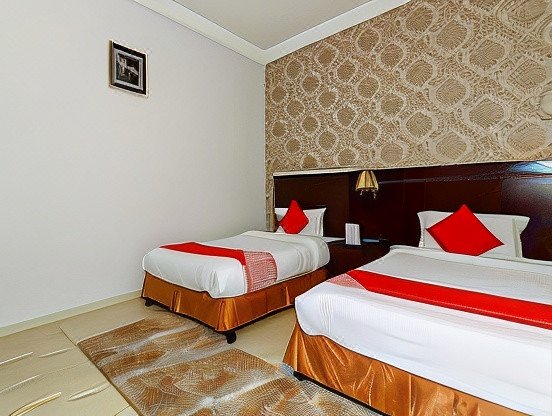 OYO 163 阿赛达拉设备完善公寓酒店(OYO 163 Al Sadarh Furnished Units)