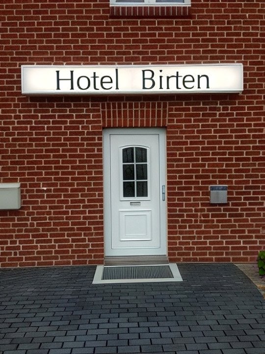 比尔腾酒店(Hotel Birten)