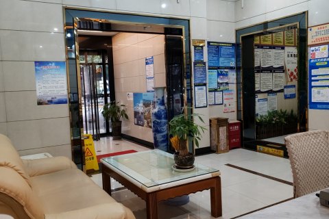 隆昌九天商务酒店