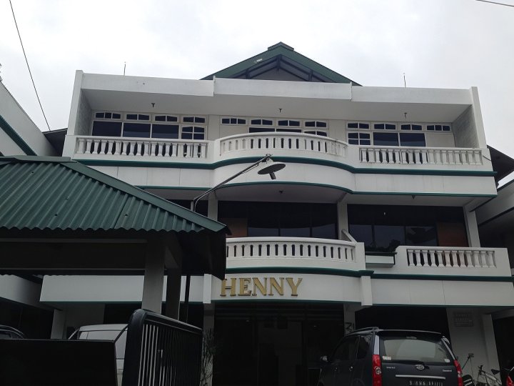 亨尼行政民宿旅馆(Henny Executive Homestay)