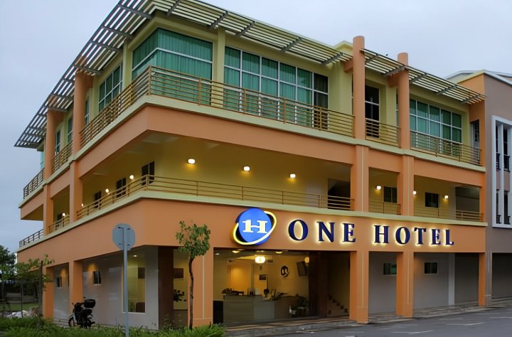一家灵狮亚酒店(One Hotel Lintas Jaya)