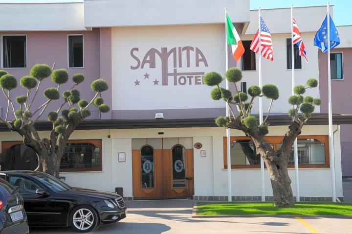 三妮塔酒店(Hotel Sannita)