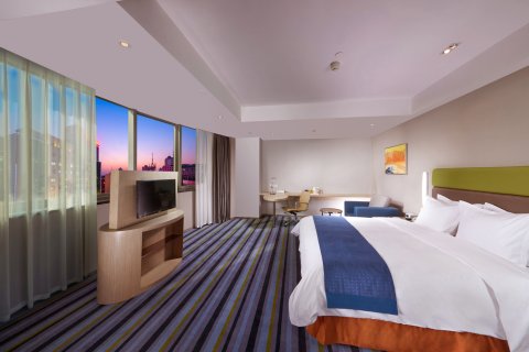 合肥淮河路步行街智选假日酒店