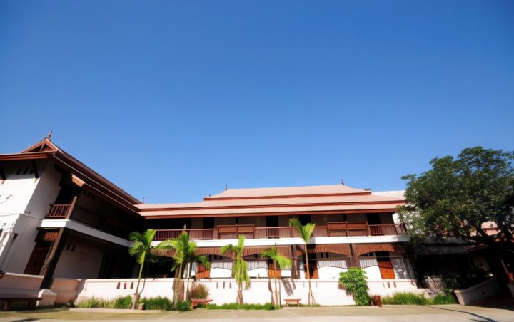 考本金吧别墅酒店(Villa Korbhun Khinbua)