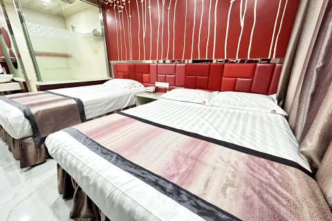 迈典主题宾馆(牡丹江火车站步行街店)