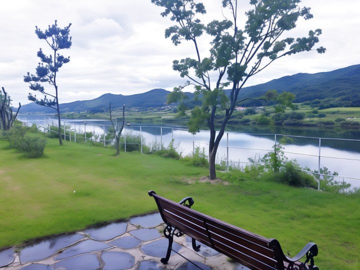 Chungju Riverside Day Pension