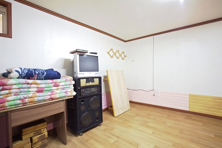 南杨州Myeongsung Camp度假屋(Namyangju Myeongsung Camp Pension)