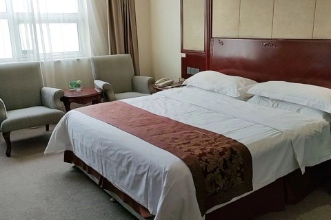 维也纳国际酒店(延安圣隆火车站店)