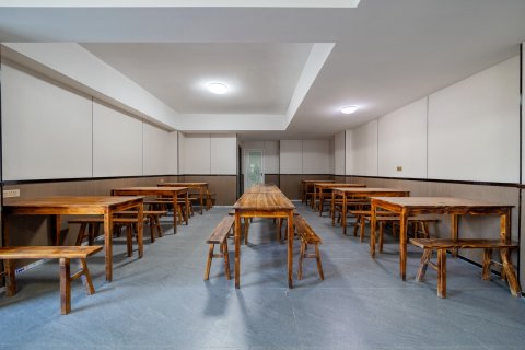 海伦百纳酒店(龙泉万达广场店)