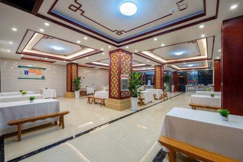 亿林酒店(七都广场客运站店)