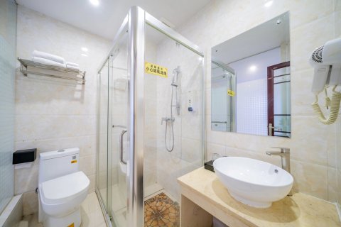 鹤山金源快捷酒店