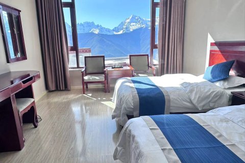 德钦飞来寺缅茨姆商务酒店