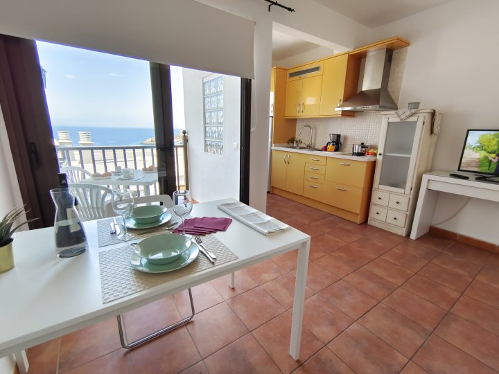 Apartment with Sea Views close to the Patalavaca Beach