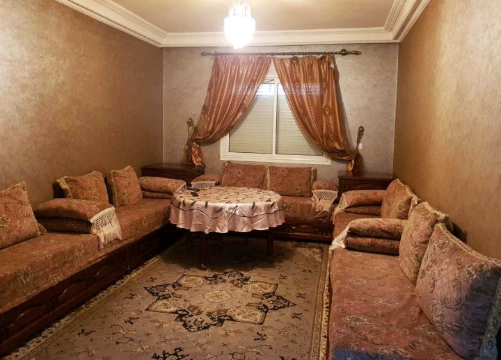 Fully Furnished Apartment Near Souk Al Ahad