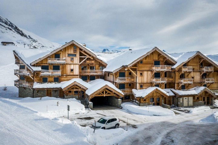 Wapa - Premium Ski-in Ski-Out Apartment