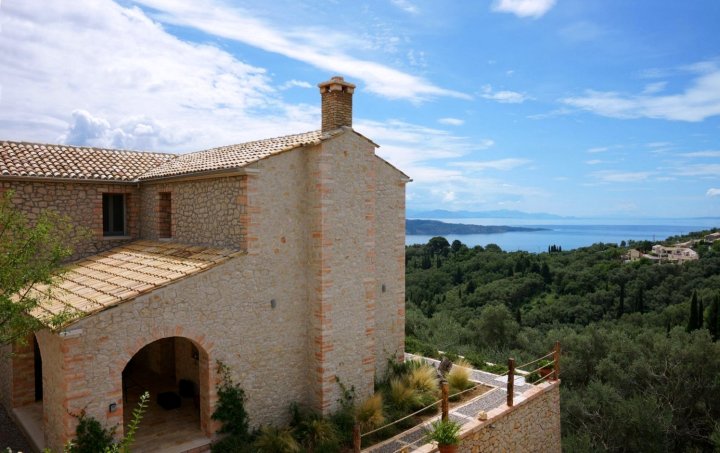 Sinium Luxury Villa Corfu Luxury 3 Bedroom Villa with private Swimming Pool and Sea View