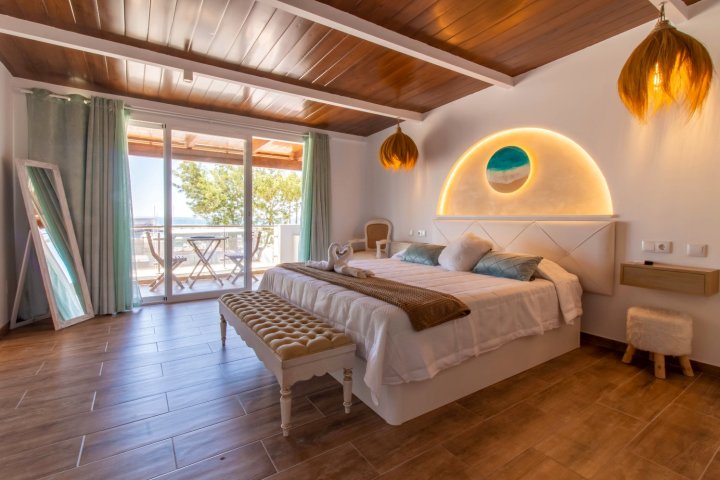 Private Room with Beautiful Sea View