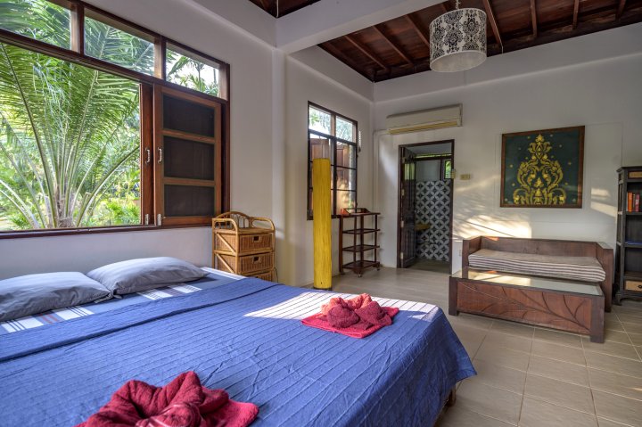 Villa Ginger- Two Bedroom Villa on Two Floors & Balconies Surrounded by Nature