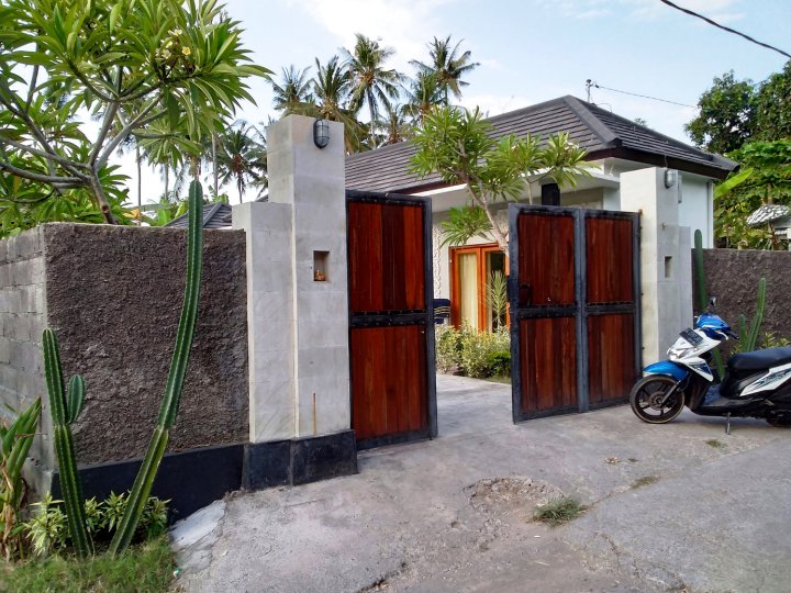 Cozy Family Villa Fully Furnished with 3 Bedrooms and Indoor 3 Bathrooms in Bali