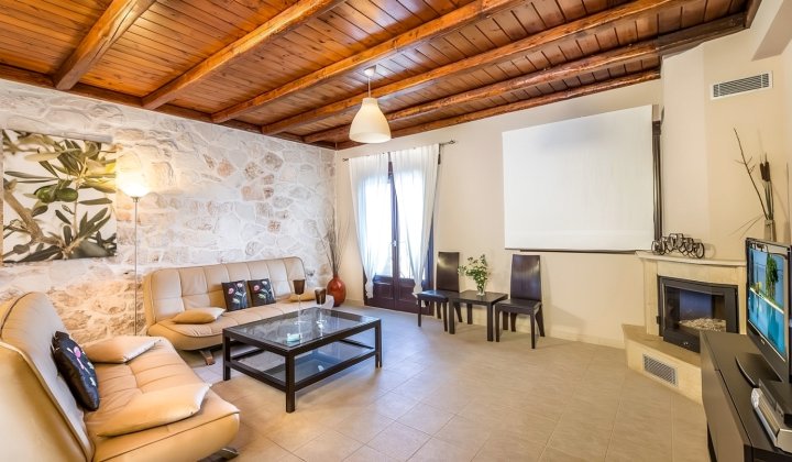 Agrikia Villa - Varvarigos Houses Bianco - Two Bedroom Apartment 1-5 guests