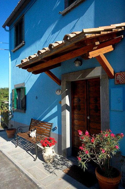 Blue House Near Bagnoregio-Overlooking the Umbrian Mountains and Tiber Valley