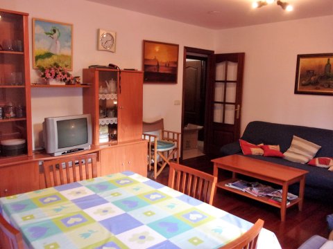 Beautiful and Economical Apartment in the North West of Spain, in Ribeira.