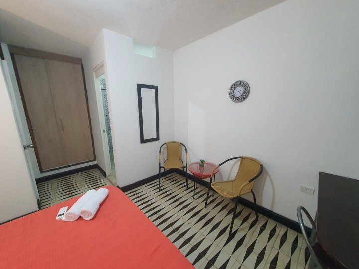 Cm-1 Room in Cartagena