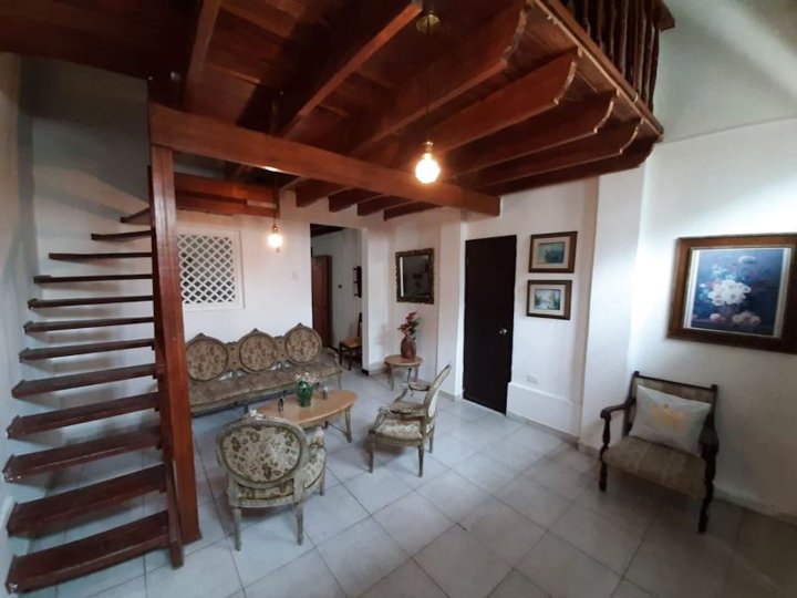 2g2-1 Duplex Apartment In The Old City Getsemani