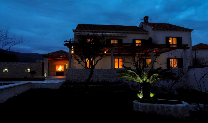 Villa Antonija - Four-Bedroom Villa with Terrace and Private Pool | ID: Direct_Booker.1347