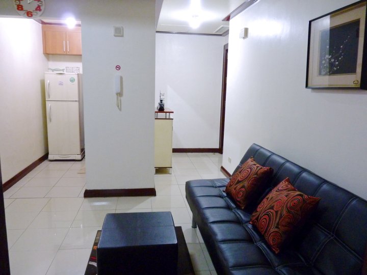 1 Br Robinsons Place Manila Rpr5