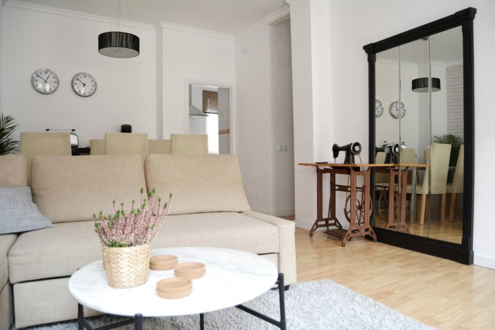 Quiet And Cozy Apartment Next To Plaza San Marcos