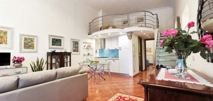 Luxury Apartment n ° 2 Carmen (Historical Center of Taormina) Via Giardinazzo 34