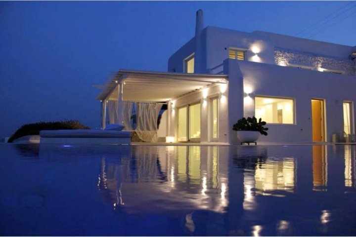 Luxury Key Mykonos 5 Bed | Villa Guava | Agios Lazaros