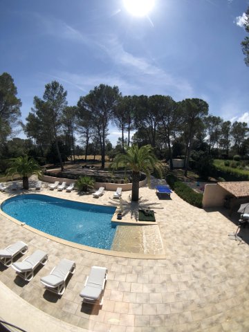 An oasis of peace between Cannes and St Tropez