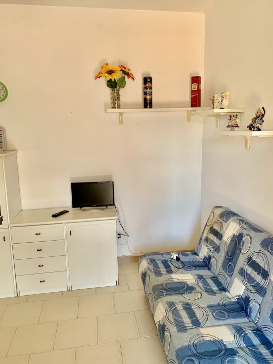 Two-Roomed Apartment Sleeping 2/3 on the Ground Floor- Porto San Paolo