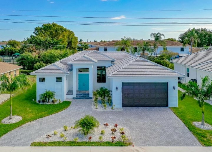 The "Park-Way" House on Marco Island!