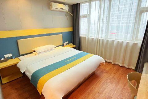 银座佳驿轻居酒店(诸城密州路恐龙公园店)