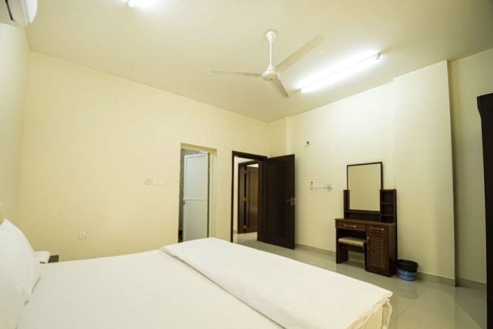 Super OYO 146 Jandul Salalah Furnished Apartment