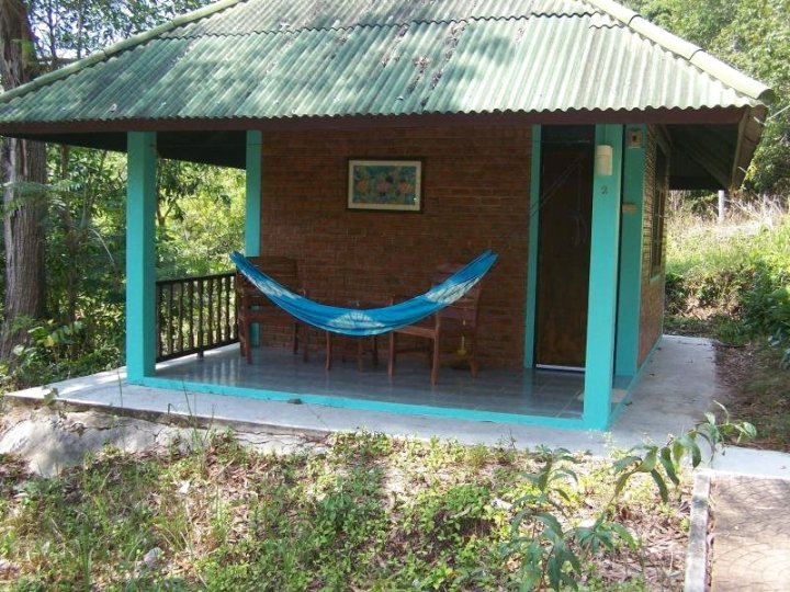 帕岸岛自然度假酒店(Phangan Natural Resort)