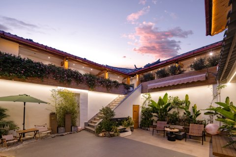 冬笙野奢庭院(丽江木府店)