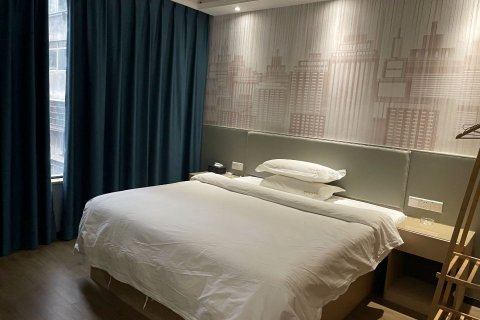 万载梦影轻奢酒店