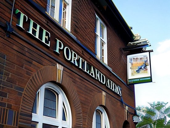 波特兰纹章酒店(The Portland Arms)