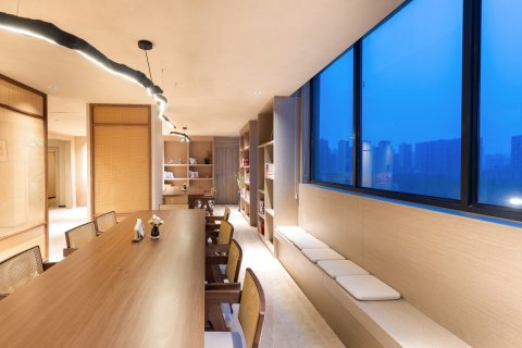 西安大雁塔亚朵酒店