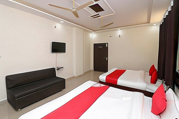 OYO29028拉吉普什普酒店(OYO 29028 Hotel Rajpushp)