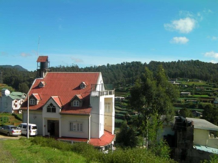 雪绒花乡村旅馆(Edelweiss Country Home)