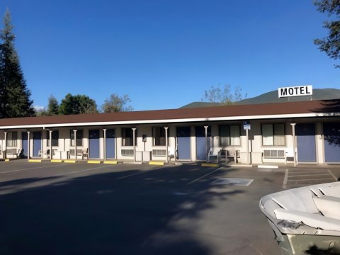 凯尔西维尔汽车旅馆(Kelseyville Motel)