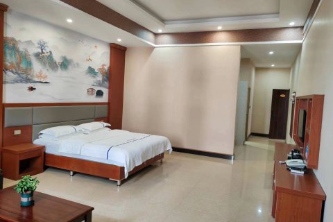 瑞丽客尊精品酒店