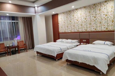 瑞丽客尊精品酒店