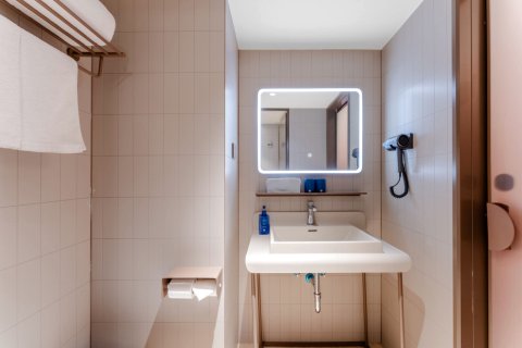 汉庭酒店(西安钟楼北大街地铁站店)